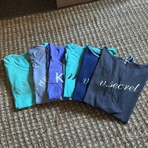 VS Night dress’s 3x Sht sleeve 3x L sleeve. XS and 2, right of 1st pic are Sml